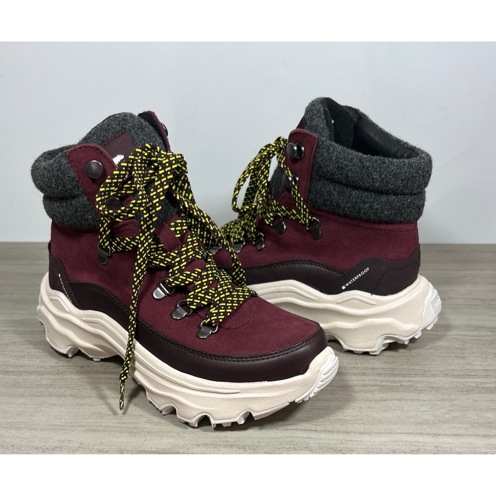 SOREL Women's Kinetic Breakthru Conquest Boot size 7.5 - Picture 2 of 12